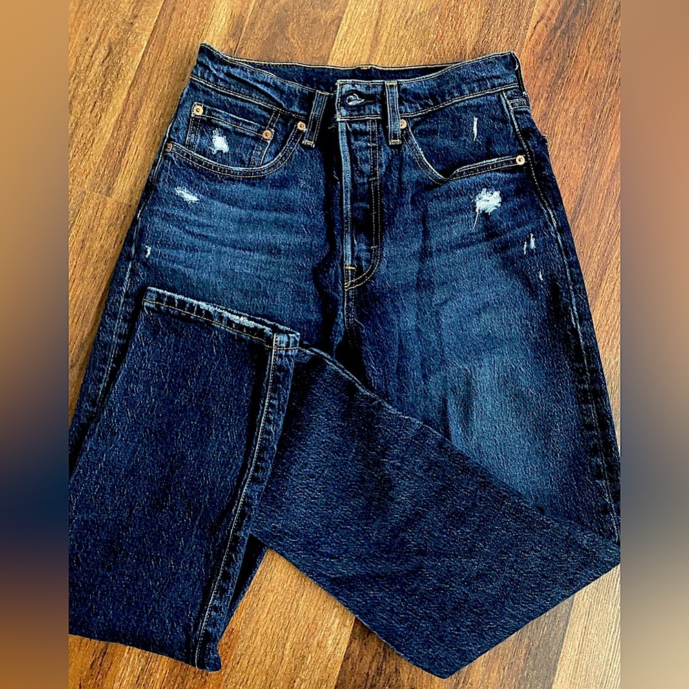 Levi’s mom jeans. Blue denim.